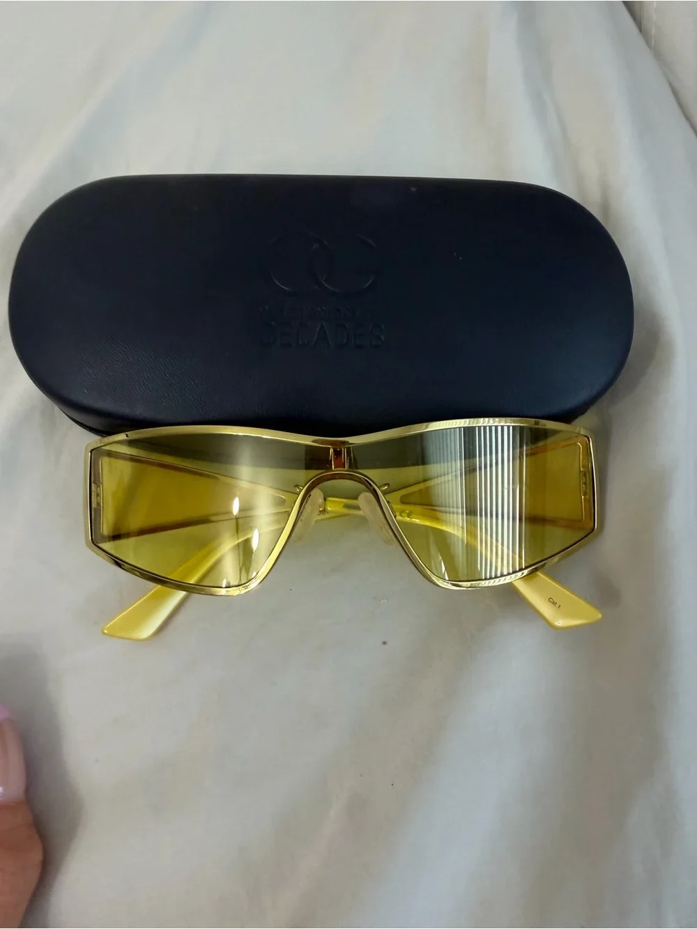 Mcq yellow shield sunglasses